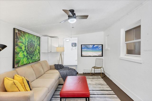 2111 VINSON AVENUE, Sarasota, FL 34232