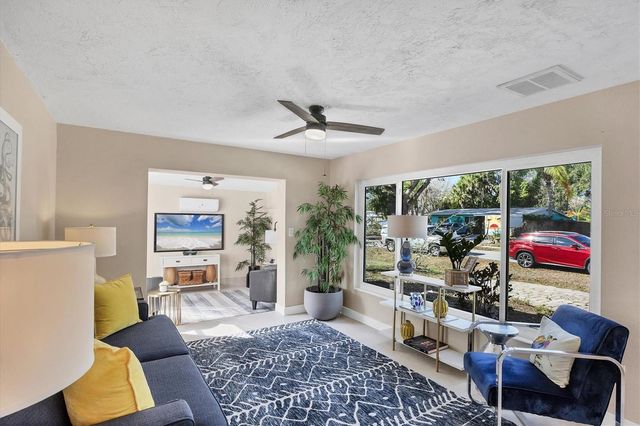 2111 VINSON AVENUE, Sarasota, FL 34232