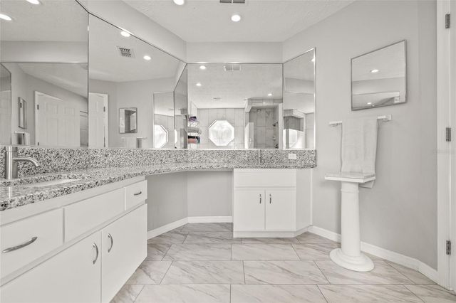 1285 HENRY AVENUE, Spring Hill, FL 34608