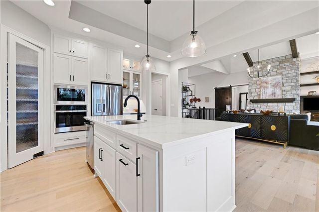 25177 W 109th Street, Olathe, KS 66061