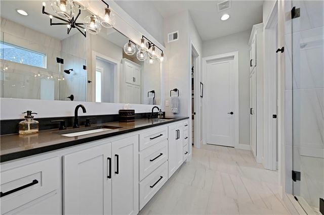 25177 W 109th Street, Olathe, KS 66061