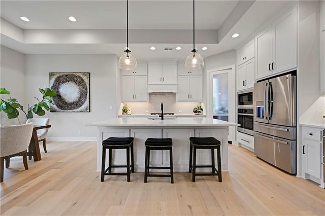 25177 W 109th Street, Olathe, KS 66061