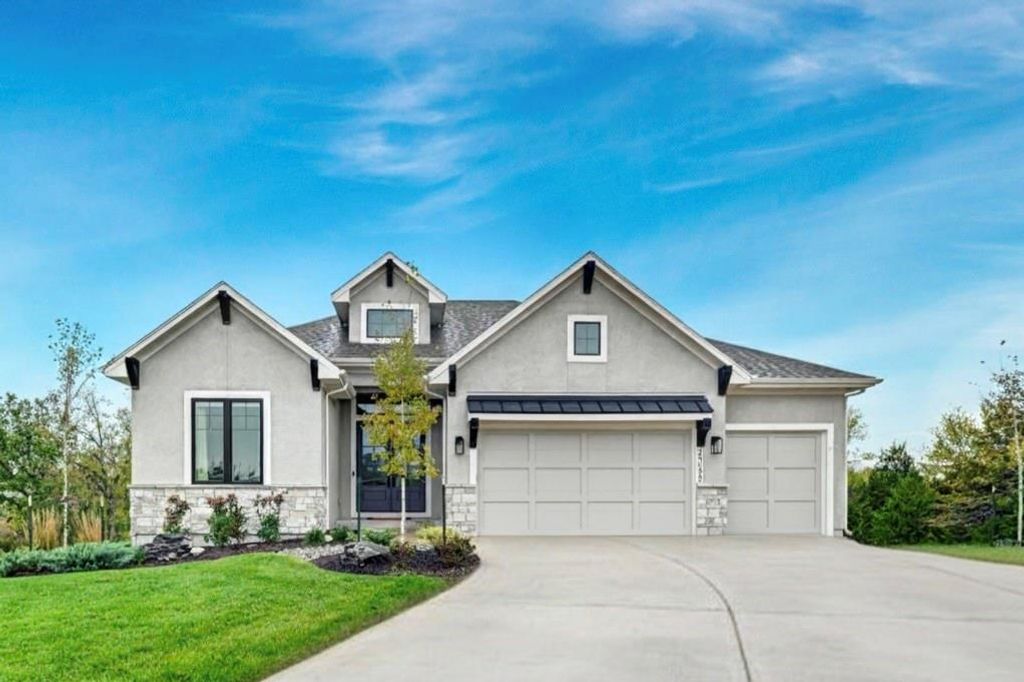 25177 W 109th Street, Olathe, KS 66061