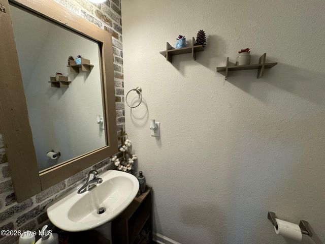 407 Mineral Spring Lane, Fuquay Varina, NC 27526