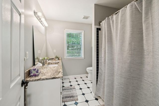 3403 Elderview Drive, Chattanooga, TN 37419