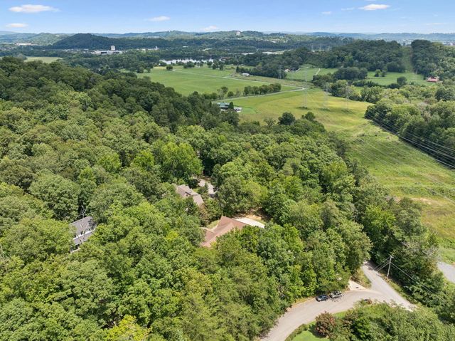 3403 Elderview Drive, Chattanooga, TN 37419