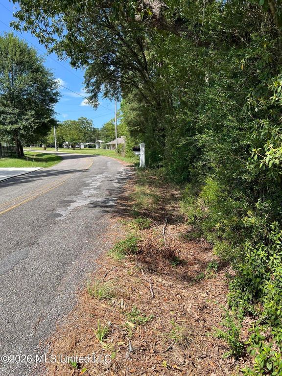 Mennonite Road, Gulfport, MS 39503