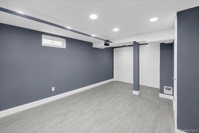 2565 Westervelt Avenue, Bronx, NY 10469