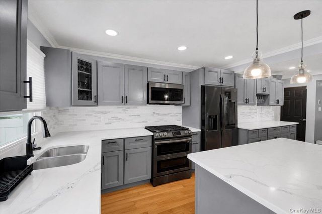 2565 Westervelt Avenue, Bronx, NY 10469