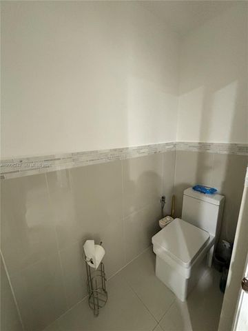 1351 Garden Rd, Weston, FL 33326