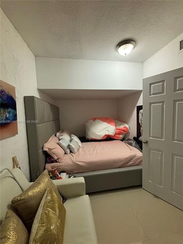 1351 Garden Rd, Weston, FL 33326