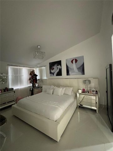 1351 Garden Rd, Weston, FL 33326