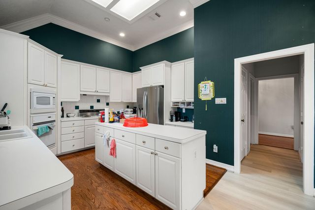 403 Nighthawk Court, Sugar Land, TX 77478