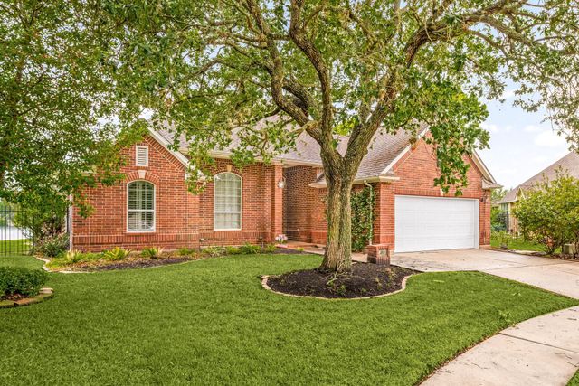 403 Nighthawk Court, Sugar Land, TX 77478