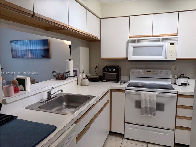 882 NW 92nd Ave 882, Plantation, FL 33324