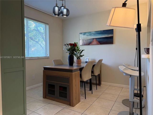 882 NW 92nd Ave 882, Plantation, FL 33324