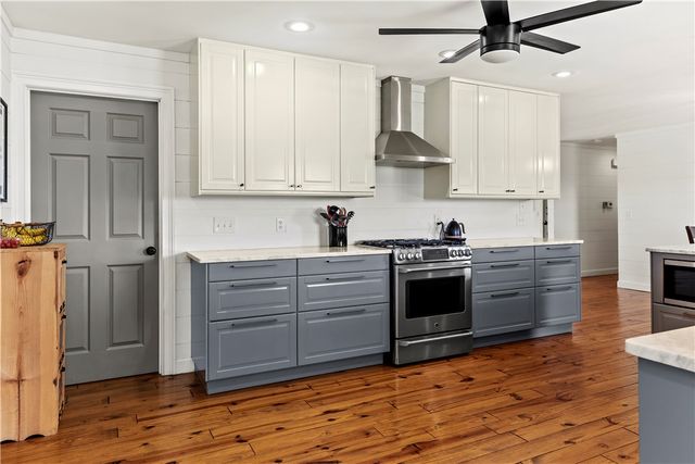 104 W Watts Street, Harrison, AR 72601
