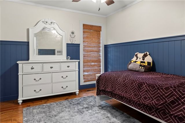 104 W Watts Street, Harrison, AR 72601
