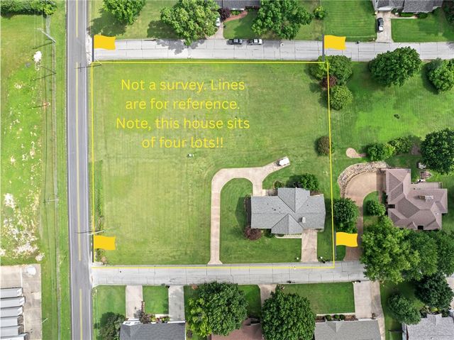 104 W Watts Street, Harrison, AR 72601