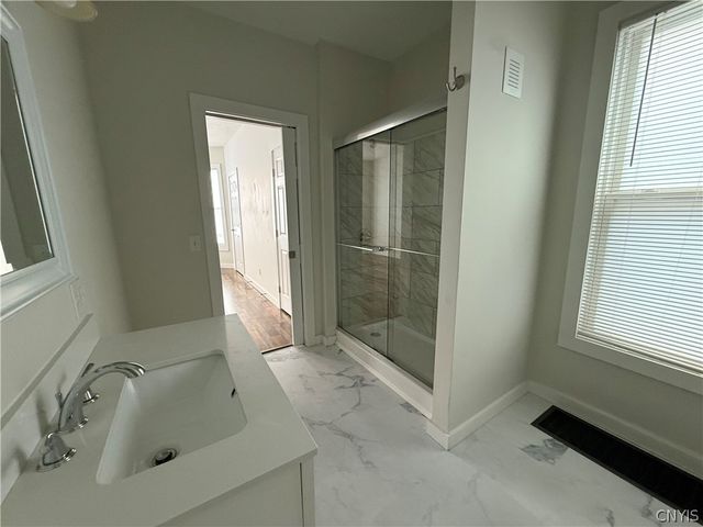 610 North Mcbride Street, Syracuse, NY 13203