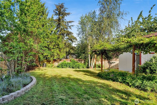 51 Drayton Court, Blaine, WA 98230