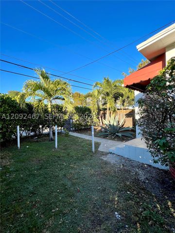 150 NE 59th St, Miami, FL 33137