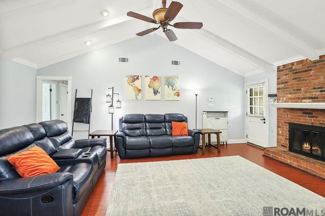12703 Country Ridge Ave, Baton Rouge, LA 70816