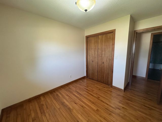 254 S Maple Avenue, New Hampton, IA 50659