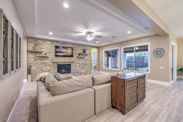 2440 Chateau Napoleon Drive, Henderson, NV 89044