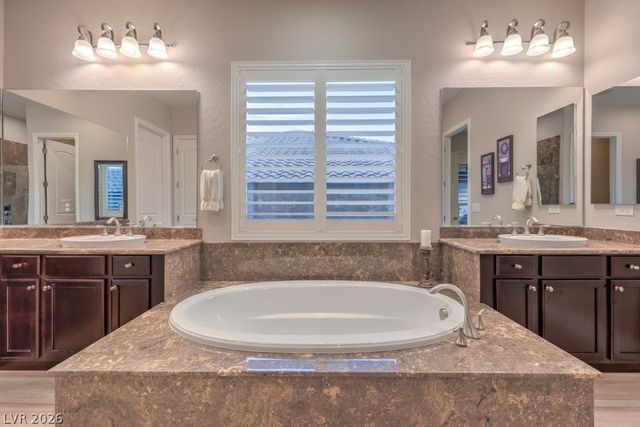 2440 Chateau Napoleon Drive, Henderson, NV 89044