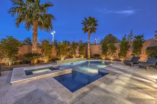 2440 Chateau Napoleon Drive, Henderson, NV 89044