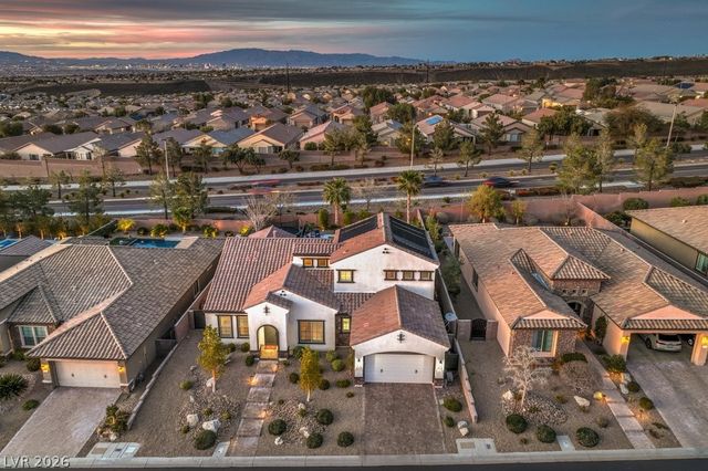 2440 Chateau Napoleon Drive, Henderson, NV 89044