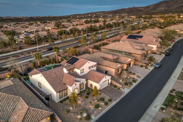 2440 Chateau Napoleon Drive, Henderson, NV 89044