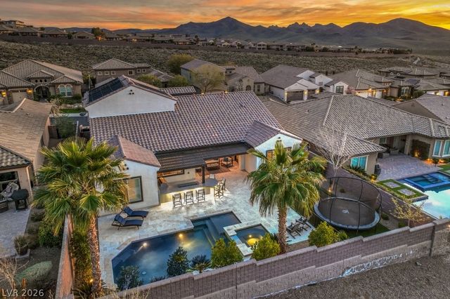 2440 Chateau Napoleon Drive, Henderson, NV 89044