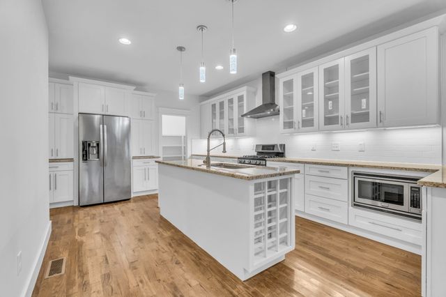 1332B Lischey Ave, Nashville, TN 37207