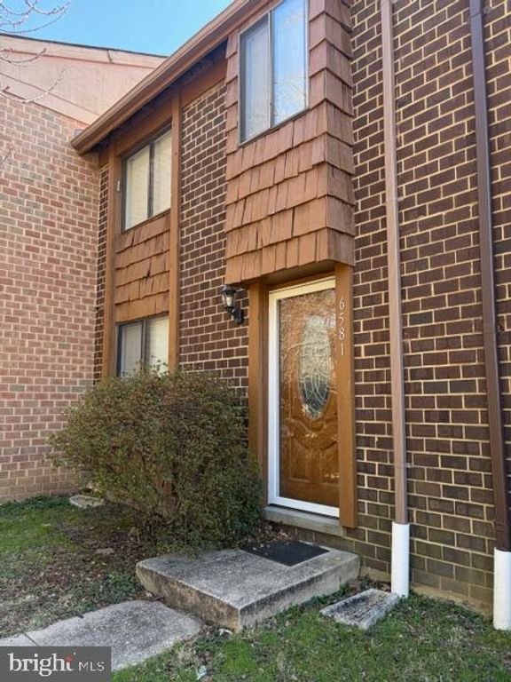 6581 PRESSED GENTIAN, Columbia, MD 21045