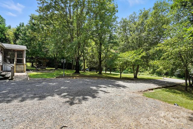 136 Morcroft Lane, Cleveland, NC 27013