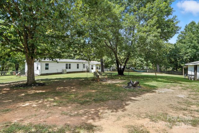 136 Morcroft Lane, Cleveland, NC 27013