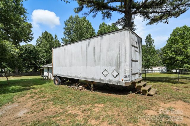 136 Morcroft Lane, Cleveland, NC 27013