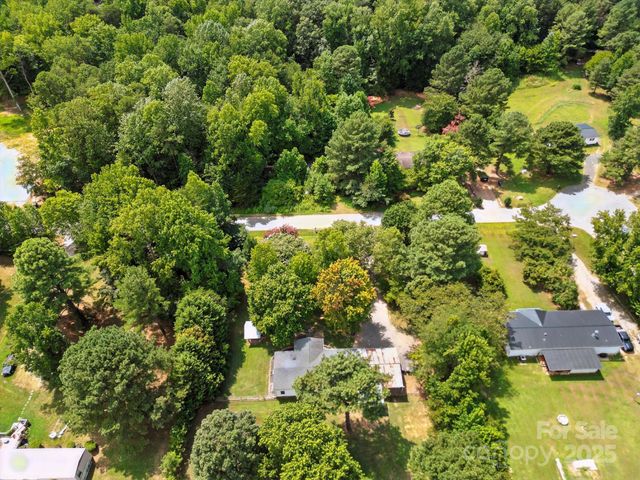 136 Morcroft Lane, Cleveland, NC 27013