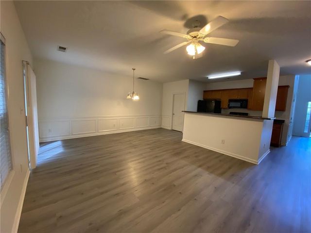 397 Creek Manor Way, Suwanee, GA 30024