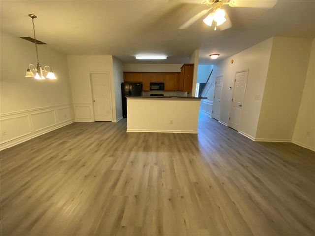 397 Creek Manor Way, Suwanee, GA 30024