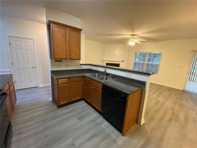 397 Creek Manor Way, Suwanee, GA 30024