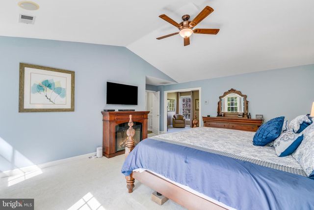 126 SEAHAWK LN, Edgewater, MD 21037