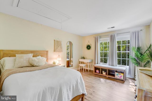 126 SEAHAWK LN, Edgewater, MD 21037