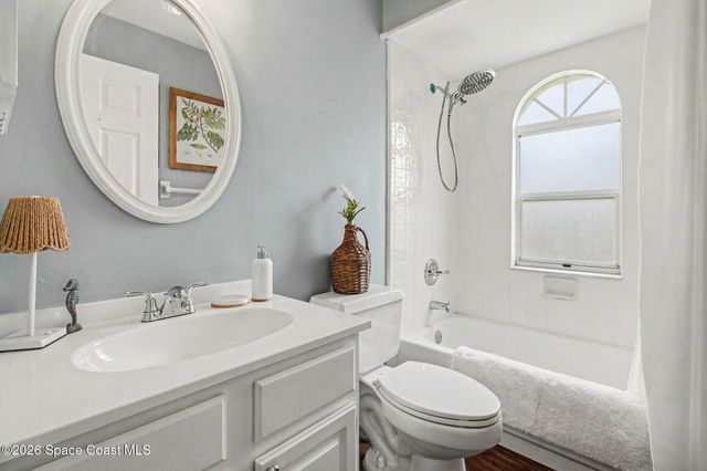 1051 Mandarin Drive NE, Palm Bay, FL 32905
