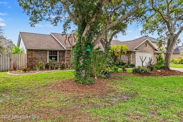1051 Mandarin Drive NE, Palm Bay, FL 32905