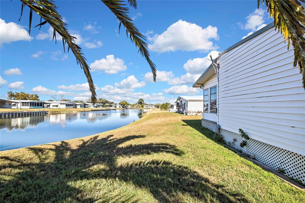 Image 2 of property listing at 3141 NANTUCKET DRIVE, Holiday, FL 34690