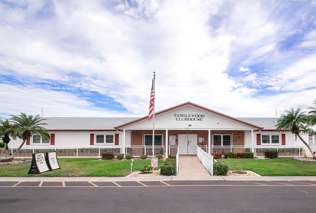 Image 32 of property listing at 3141 NANTUCKET DRIVE, Holiday, FL 34690