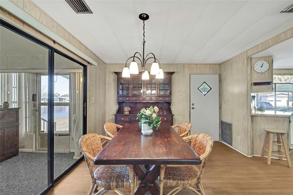 Image 10 of property listing at 3141 NANTUCKET DRIVE, Holiday, FL 34690